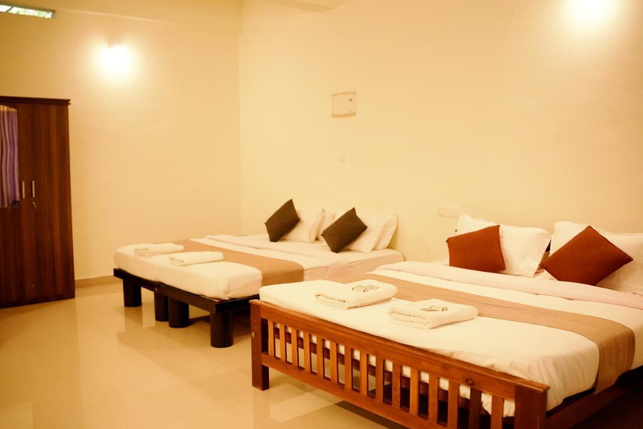 Wayanad Royal Stream Bed & Breakfast กัลปัตตา ภายนอก รูปภาพ