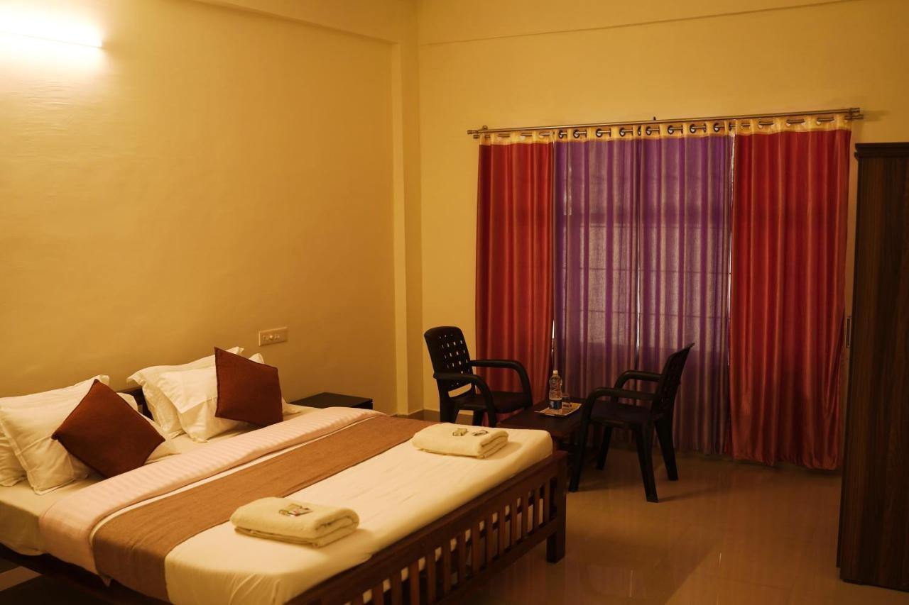 Wayanad Royal Stream Bed & Breakfast กัลปัตตา ภายนอก รูปภาพ