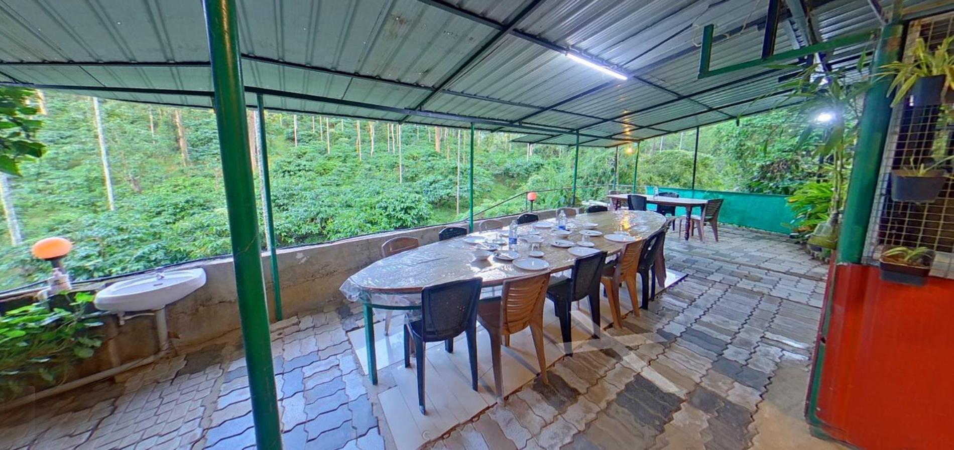 Wayanad Royal Stream Bed & Breakfast กัลปัตตา ภายนอก รูปภาพ